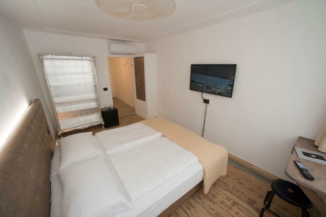 Sir Thomas Bed&More Bolzano Exterior photo